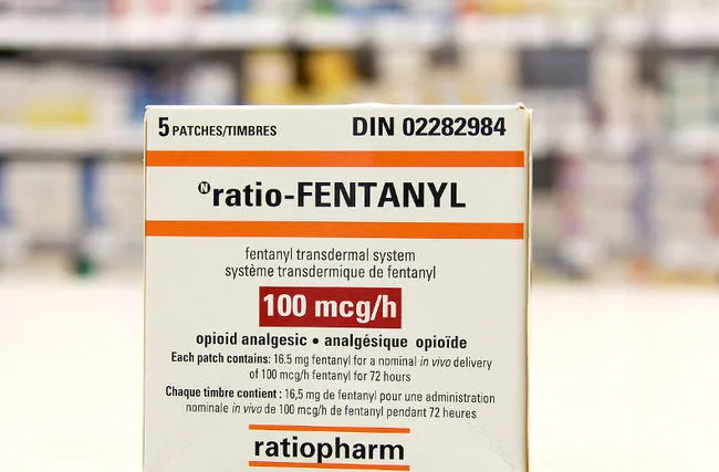 Köp i sverige Fentanyl 100mcg drog utan kvitto